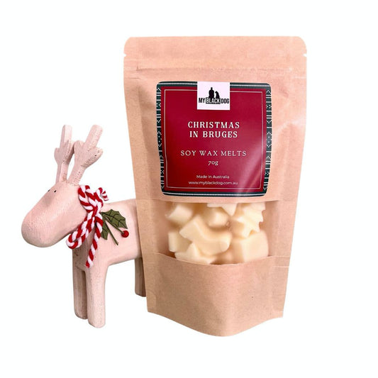 Christmas in Bruges soy wax melts in a bag with a toy reindeer